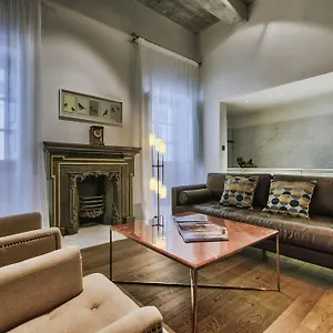 Apartament 10 Strait Street, Valletta